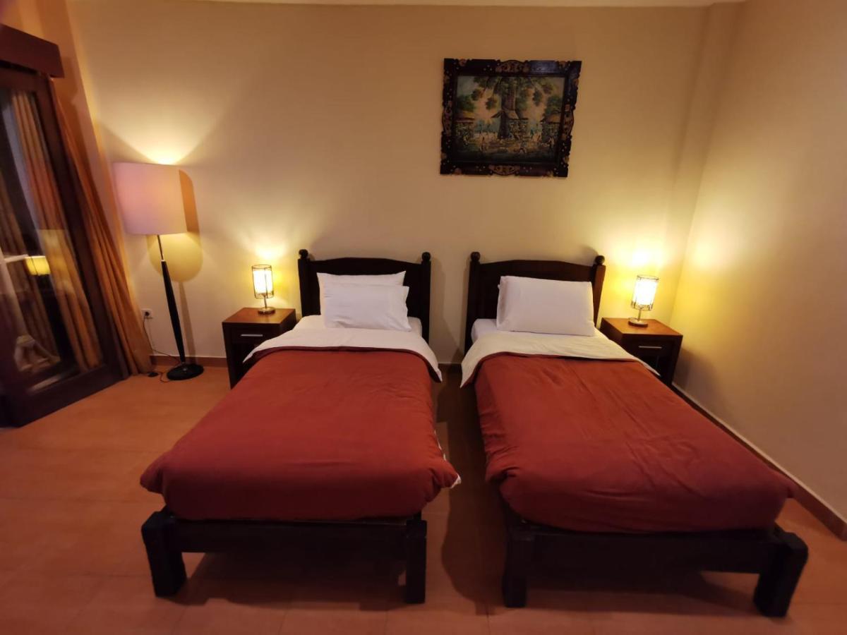 סנגיגי Dalia Budget Hotel מראה חיצוני תמונה